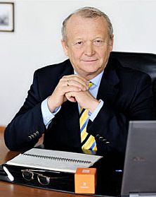 Александр Демидов