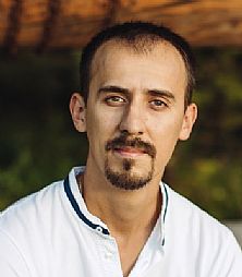 Владимир  Литвинов