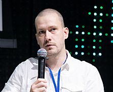 Александр  Капустин