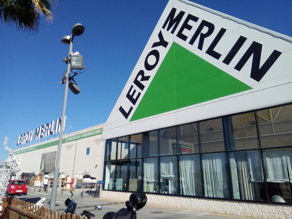 Leroy Merlin продаст все свои магазины в России