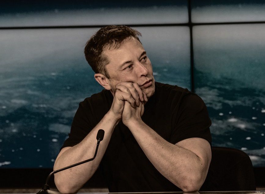 Илон Маск потерял $12,6 млрд за сутки после аварии Starship и выхода финотчета Tesla - BBI