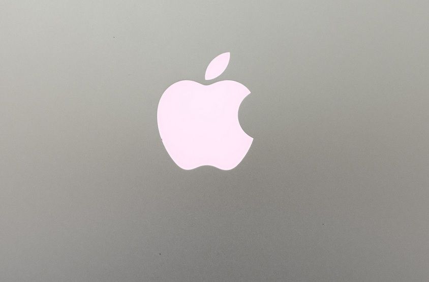 Apple может упустить позиции на рынке, если вскоре не выпустит складной смартфон - СМИ
