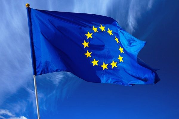 Совет ЕС официально одобрил продление на год беспошлинного ввоза товаров с Украины