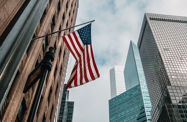 Признаки рецессии в США и проблемы на фондовом рынке страны нарастают