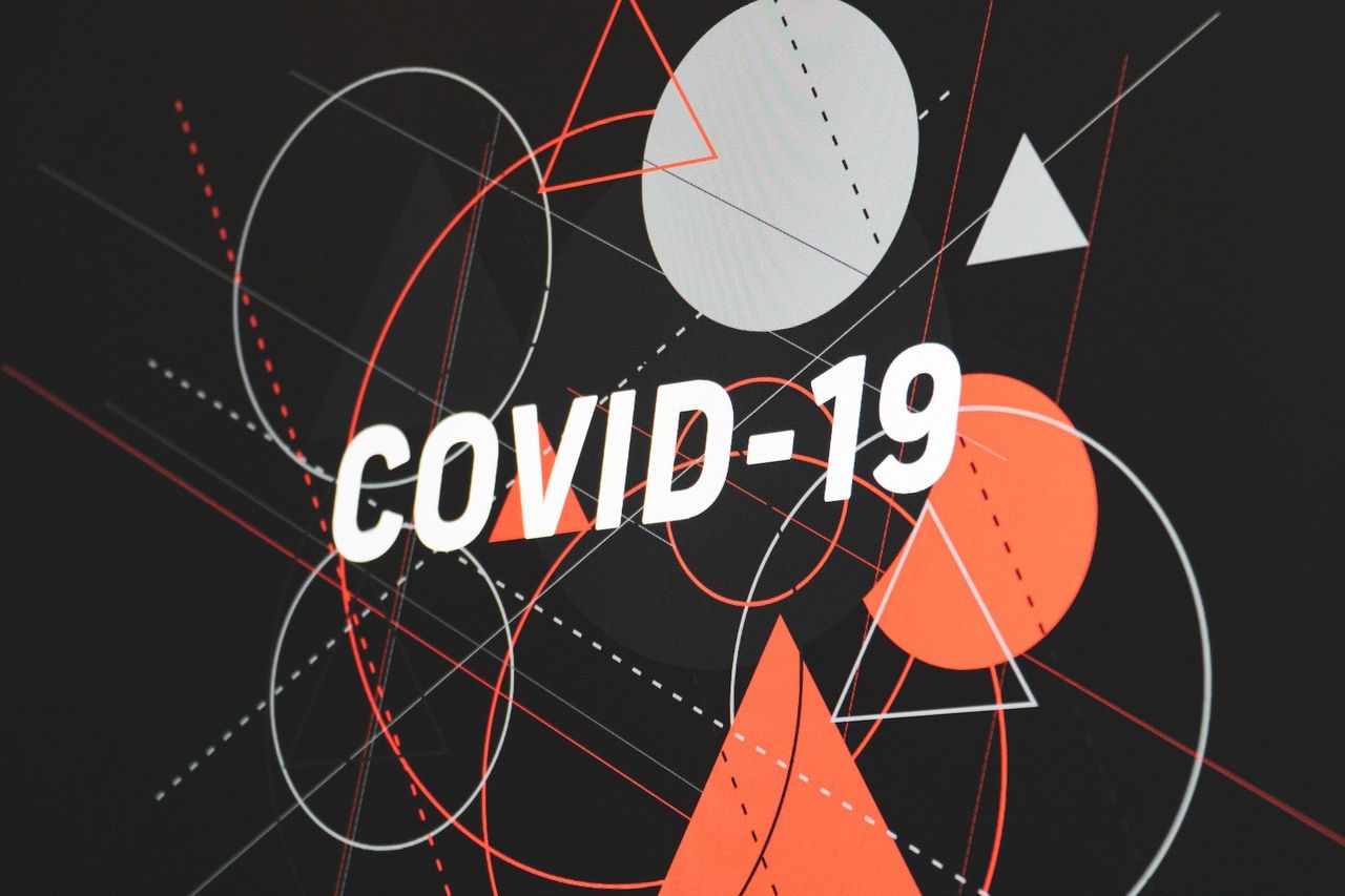 Британские ученые утверждают, что лекарство от COVID не лечит, а приводит к опасным мутациям вируса