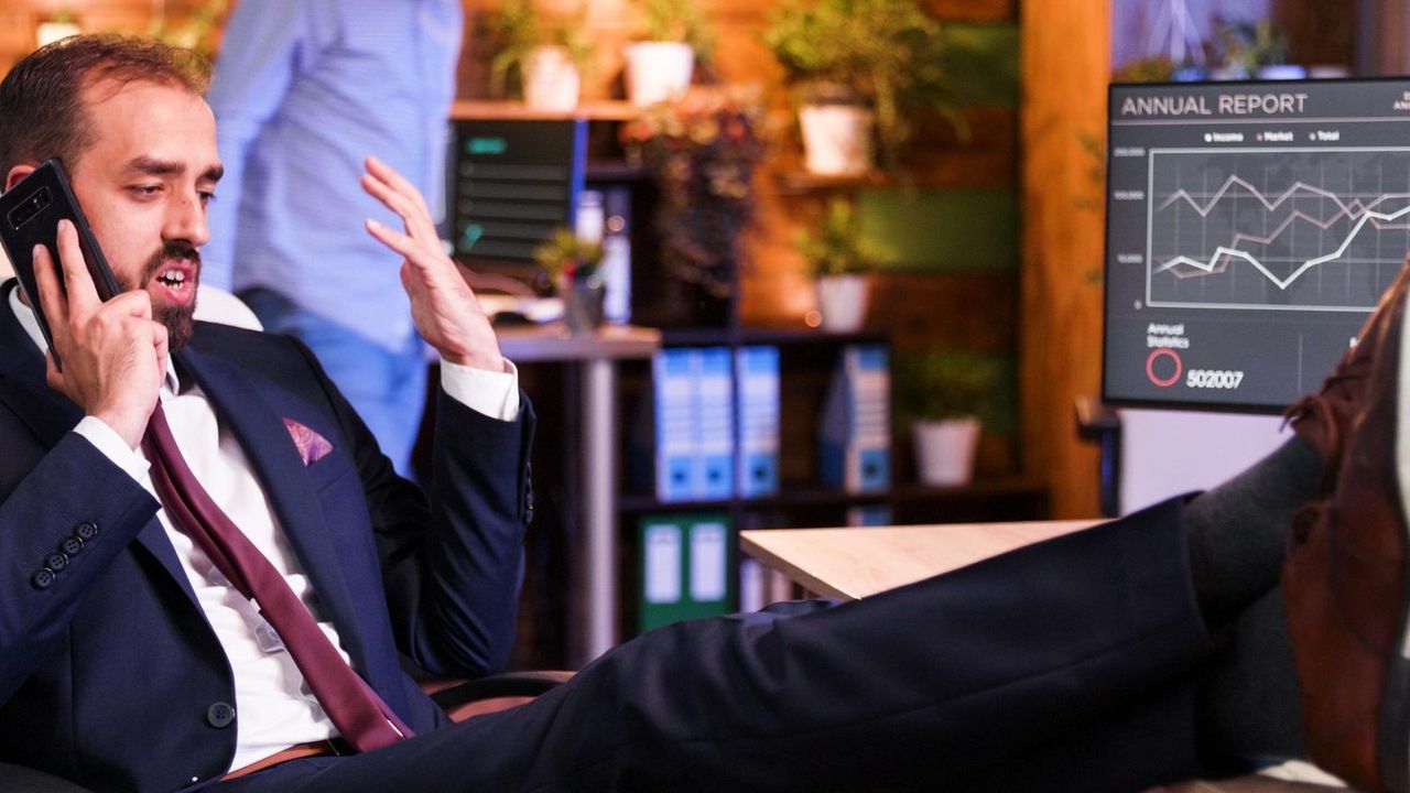 Объем торгов на СПБ Бирже в выходные вырос в 7,3 раза - до 375,6 млн рублей