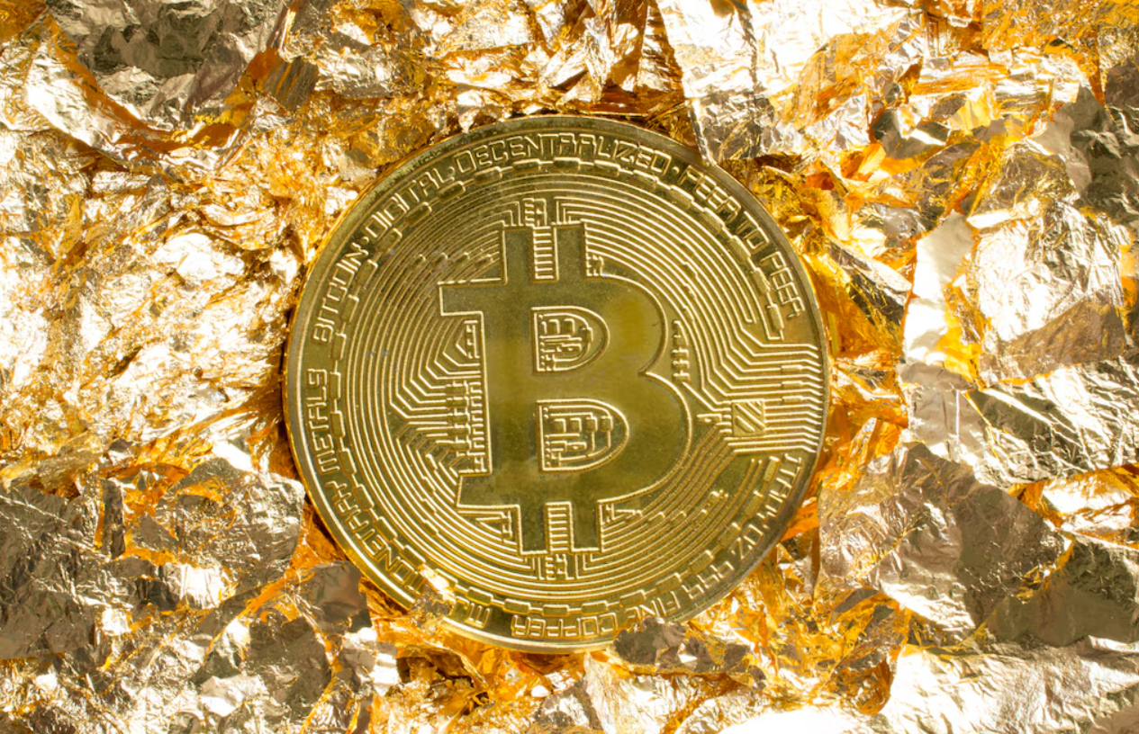 Биткоин и золото - что между ними общего? 22.02.2025 — Финам.Ру