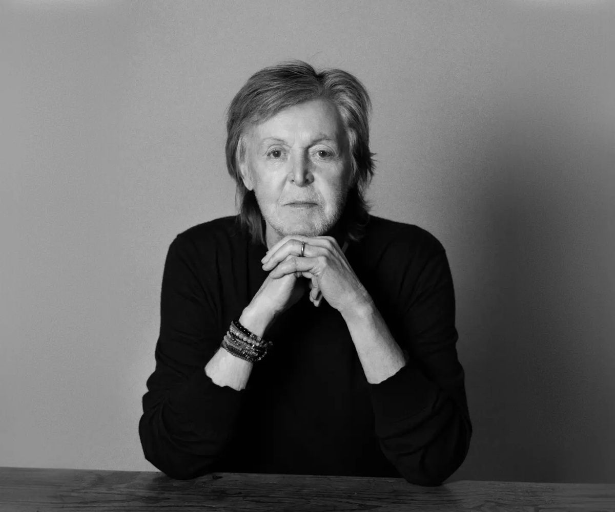 Apple 50 лет. Как гаражный стартап стал одной из самых дорогих компаний мира