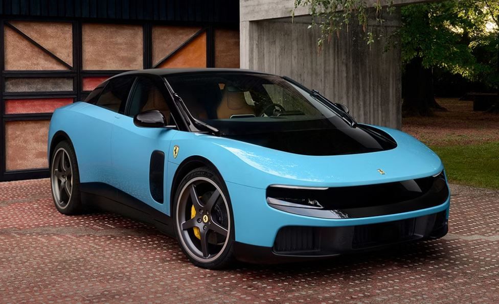 https://www.ferrari.com/
